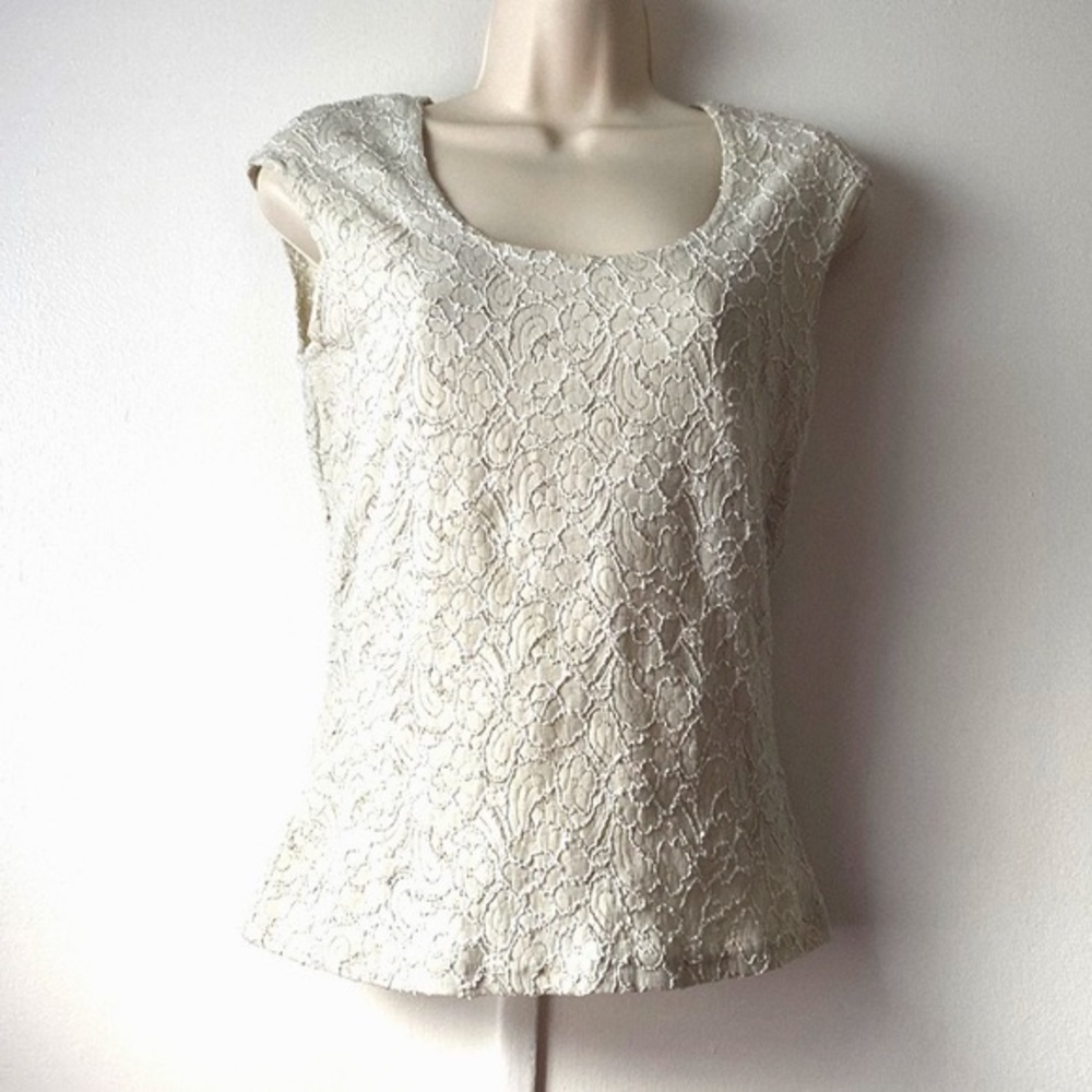 Wrapper Women's Vintage Floral Embroidered Sleeveless Top Size L